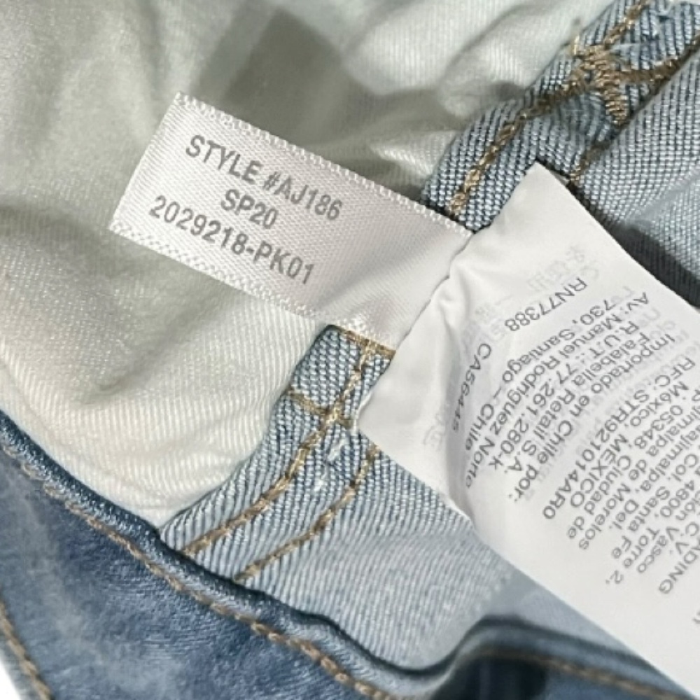 Madewell Light Blue High-Rise Skinny Jeans - Picture 14 of 15
